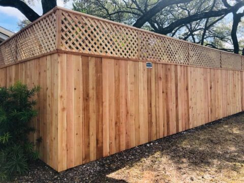 Privacy wood fence with lattice top