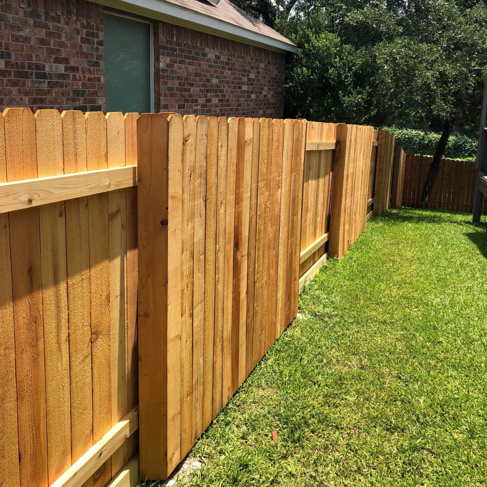 Sharing a Fence With Your Neighbors Fence Etiquette Tips