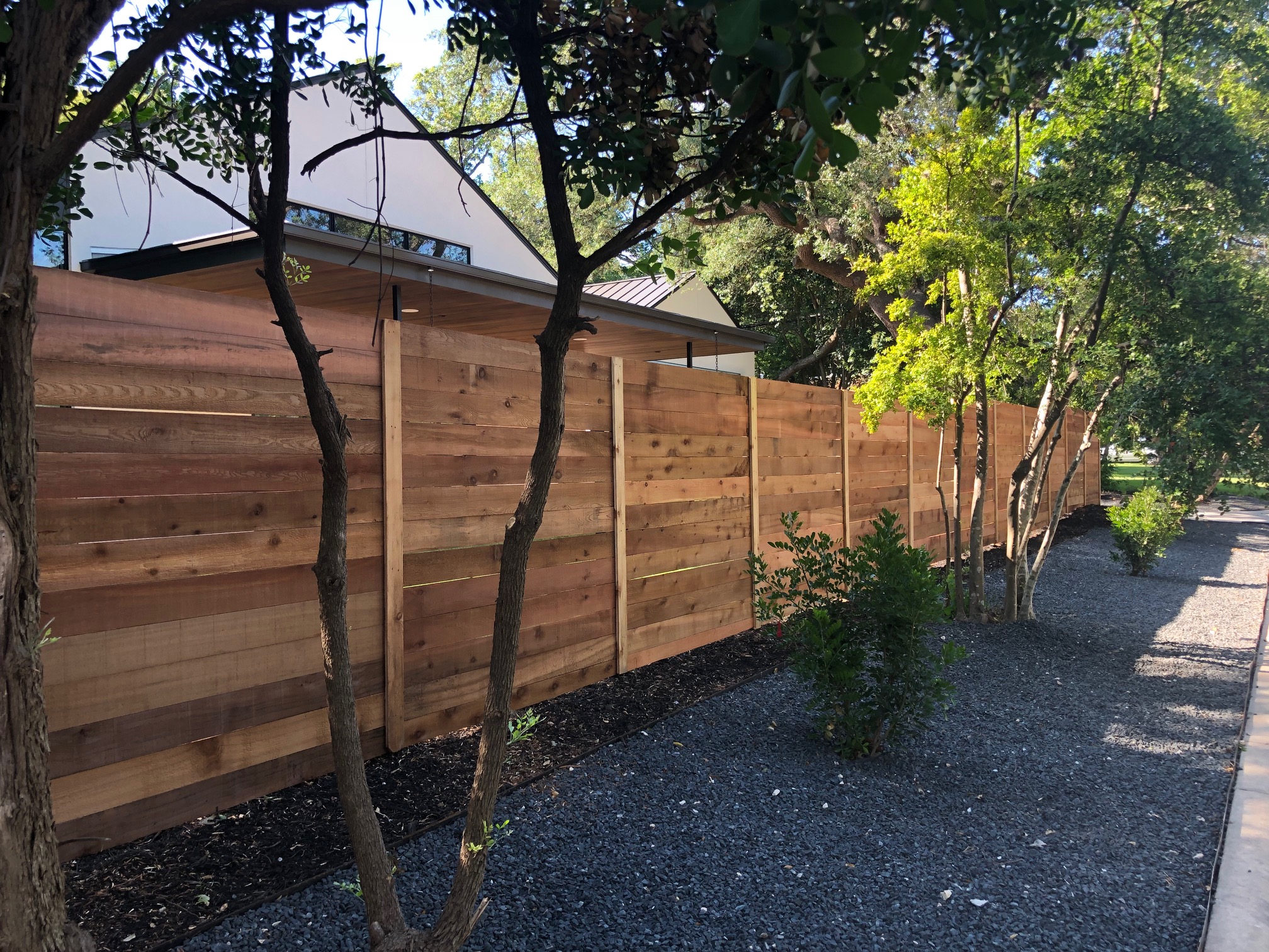 Spruce Up Your Yard with a Horizontal Fence