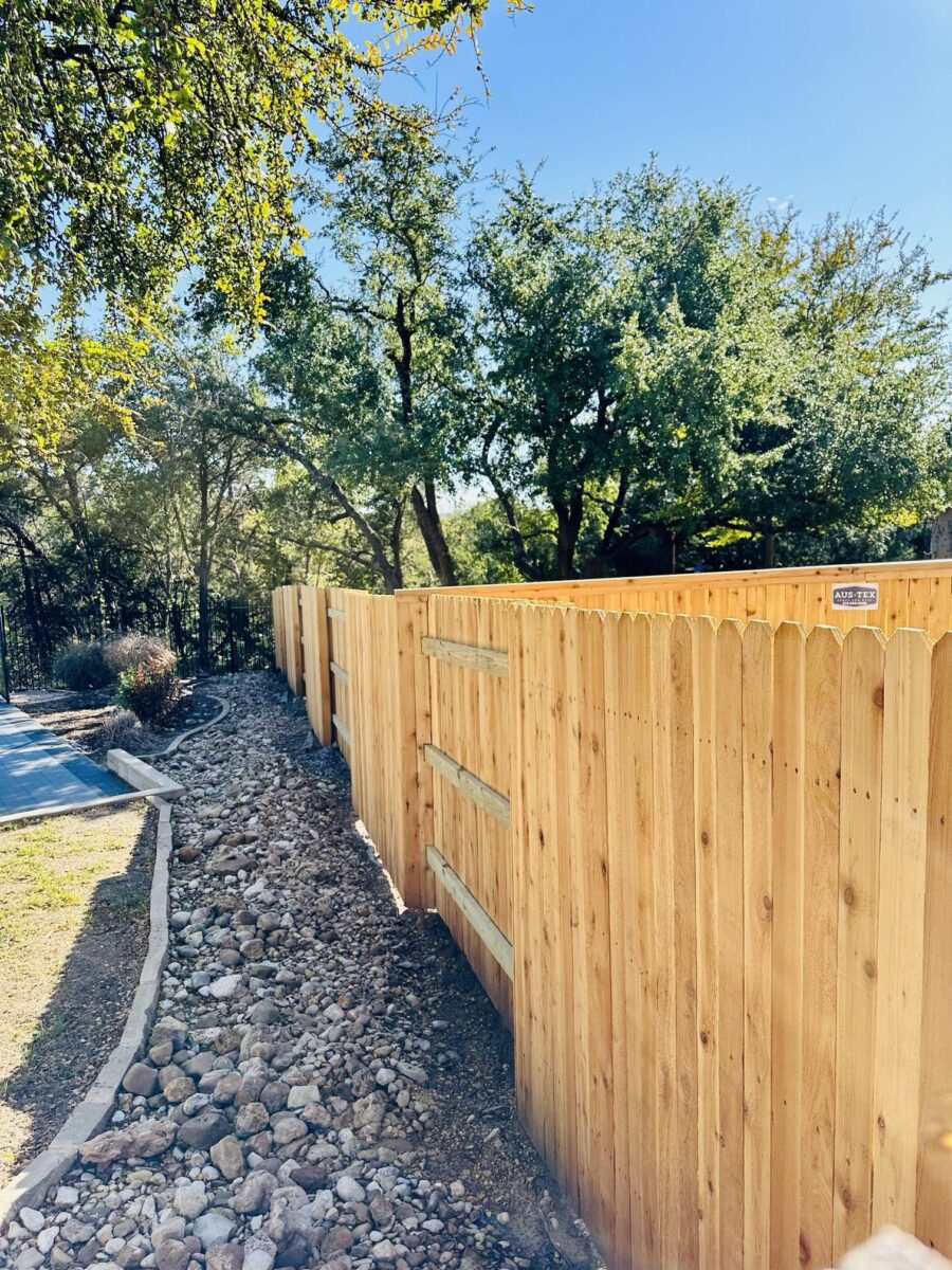 Example of a good fence etiquette. Fence between two backyards.